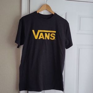 Vans shirt size medium